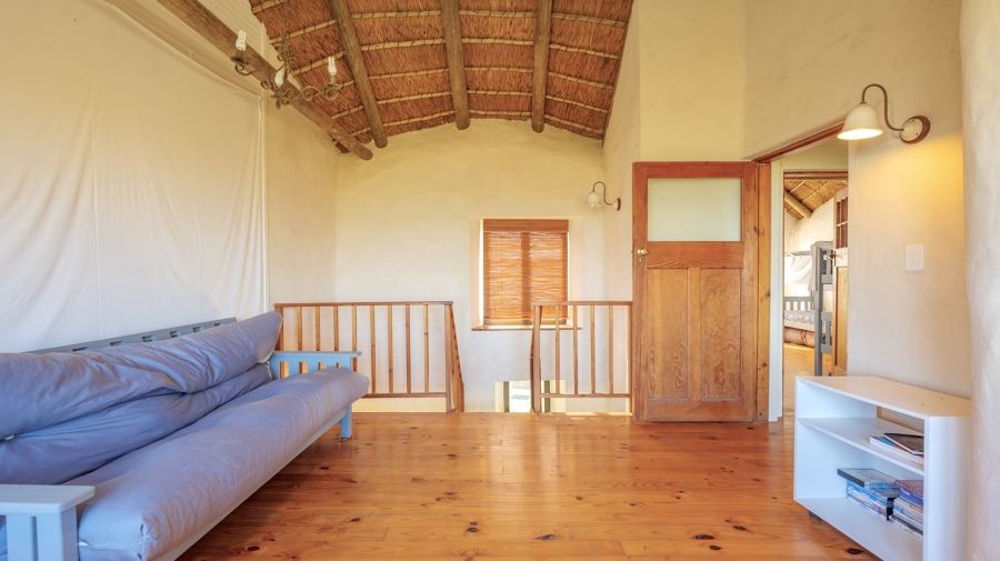 6 Bedroom Property for Sale in Suiderstrand Western Cape